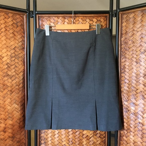 H&M Dresses & Skirts - H&M Charcoal Grey Fall Kick Pleated Career Skirt US 8 Office Siren